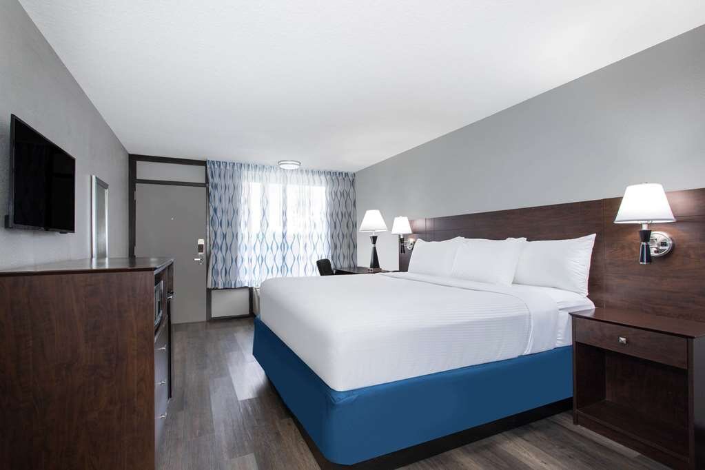 Hotel photo 60 of Days Inn by Wyndham Orlando Conv. Center/International Dr.