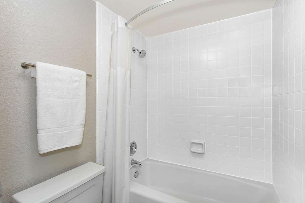 Hotel photo 68 of Days Inn by Wyndham Orlando Conv. Center/International Dr.