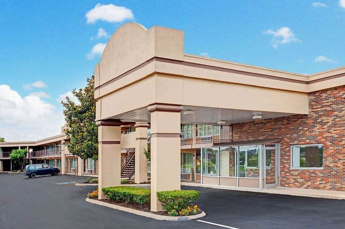 DAYS INN BY WYNDHAM CLARKSVILLE TN - Updated 2024 Prices & Hotel Reviews