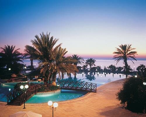 Azia Resort &amp; Spa, hotel in Paphos