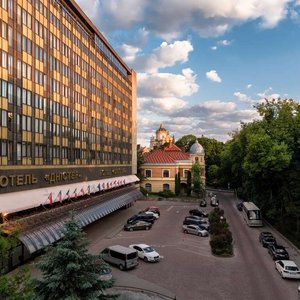 Premier Hotel Dnister in Lviv, image may contain: Penthouse, Building, Architecture, Indoors