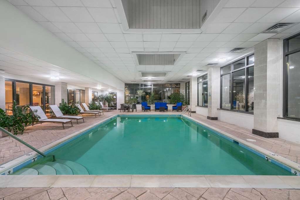 Wingate By Wyndham Lexington Pool Pictures Reviews Tripadvisor   Pool 