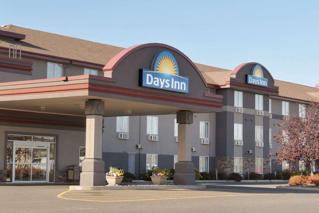 Days Inn & Suites By Wyndham Thunder Bay $151 ($̶1̶7̶3̶) - Updated 2024 