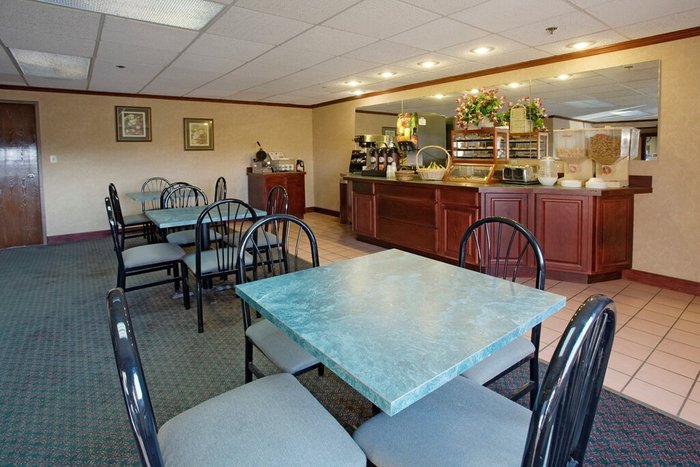 AMERICAS BEST VALUE INN MCMINNVILLE - Prices & Hotel Reviews (TN)