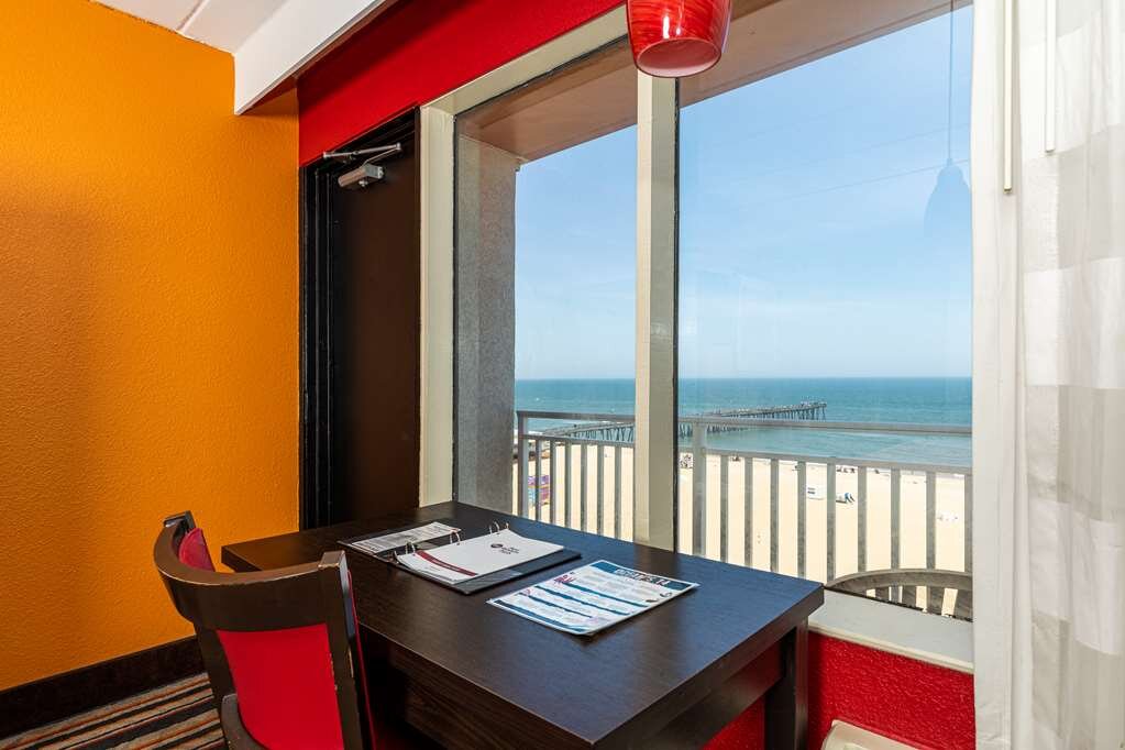 Hotel photo 106 of Best Western Plus Sandcastle Beachfront Hotel.