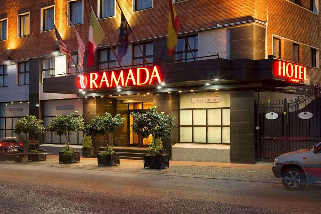 Ramada Naples โรงแรมใน คาปรี