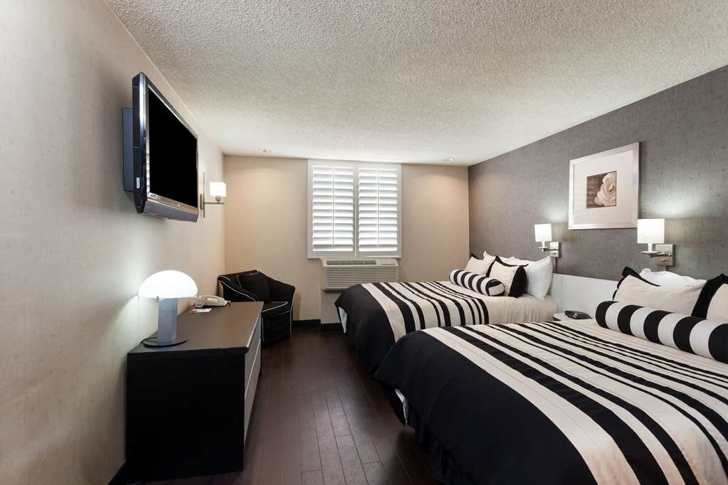 Hotel photo 37 of Ramada Plaza by Wyndham West Hollywood Hotel & Suites.