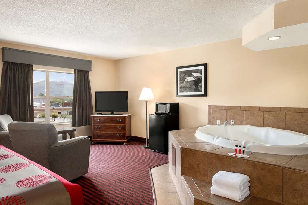 Hotel photo 61 of Ramada by Wyndham Pigeon Forge North.