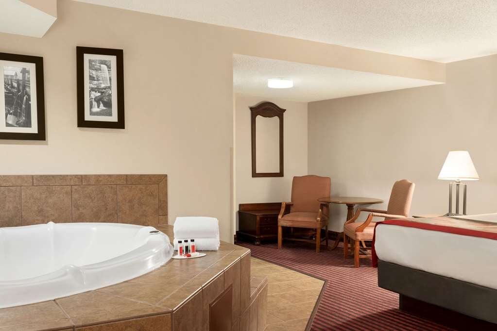 Hotel photo 54 of Ramada by Wyndham Pigeon Forge North.