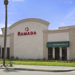 Welcome to the Ramada Anaheim Maingate North