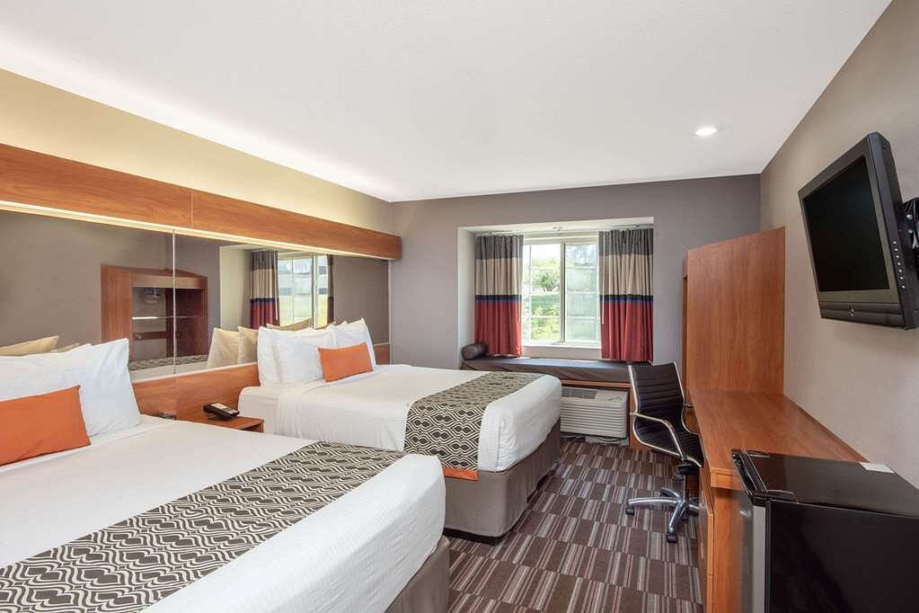 Microtel Inn &amp; Suites by Wyndham Springfield, hotel in Springfield