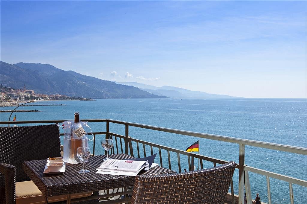 Best Western Plus Hôtel Prince De Galles, hôtel à Monte-Carlo