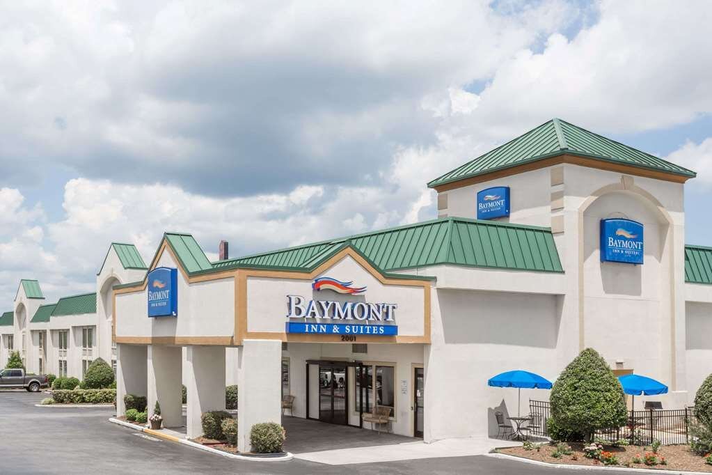 BAYMONT BY WYNDHAM GREENSBORO COLISEUM 67 1 7 1 Updated