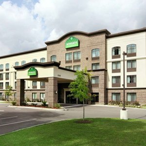 Welcome to the Wingate by Wyndham Charleston