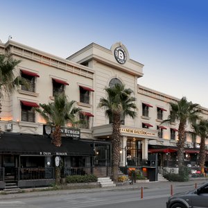 New Balturk Hotel Exterior