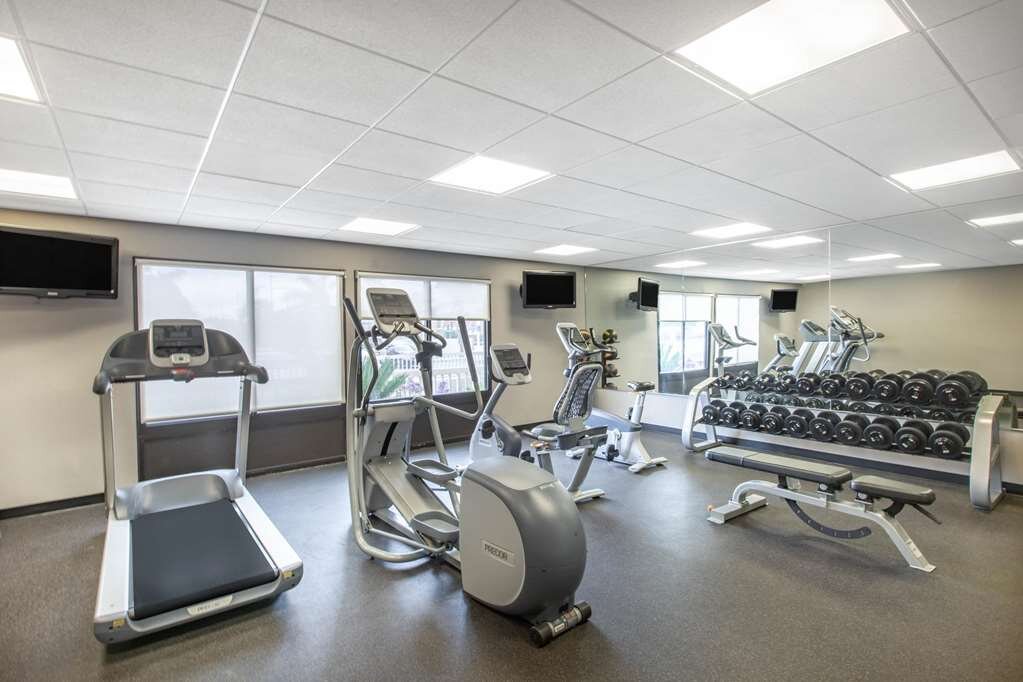 Hotel photo 17 of Wingate by Wyndham Los Angeles International Airport LAX.