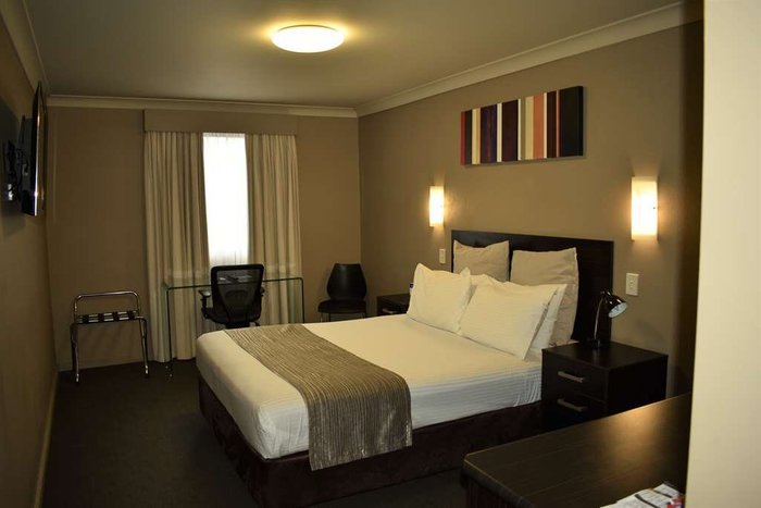 BEST WESTERN BLACKBUTT INN - Updated 2024 Prices & Hotel Reviews ...