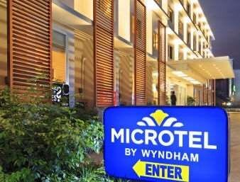 MICROTEL BY WYNDHAM ACROPOLIS, QUEZON CITY - Updated 2024 Prices ...