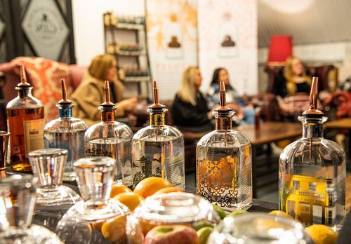 gin-tasting-g-at-the.jpg?w=500&h=-1&s=1 gin-tasting-g-at-the.jpg?w=500&h=-1&s=1