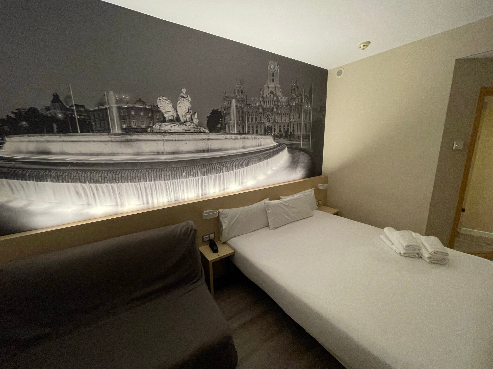 B&B HOTEL MADRID AEROPUERTO T1 T2 T3 $46 ($̶7̶5̶) - Updated 2022 Prices ...