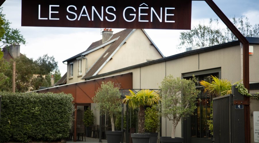 L'entrée du restaurant.
