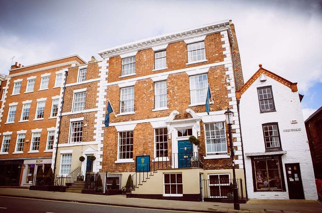 The Townhouse Chester, hotell i Chester