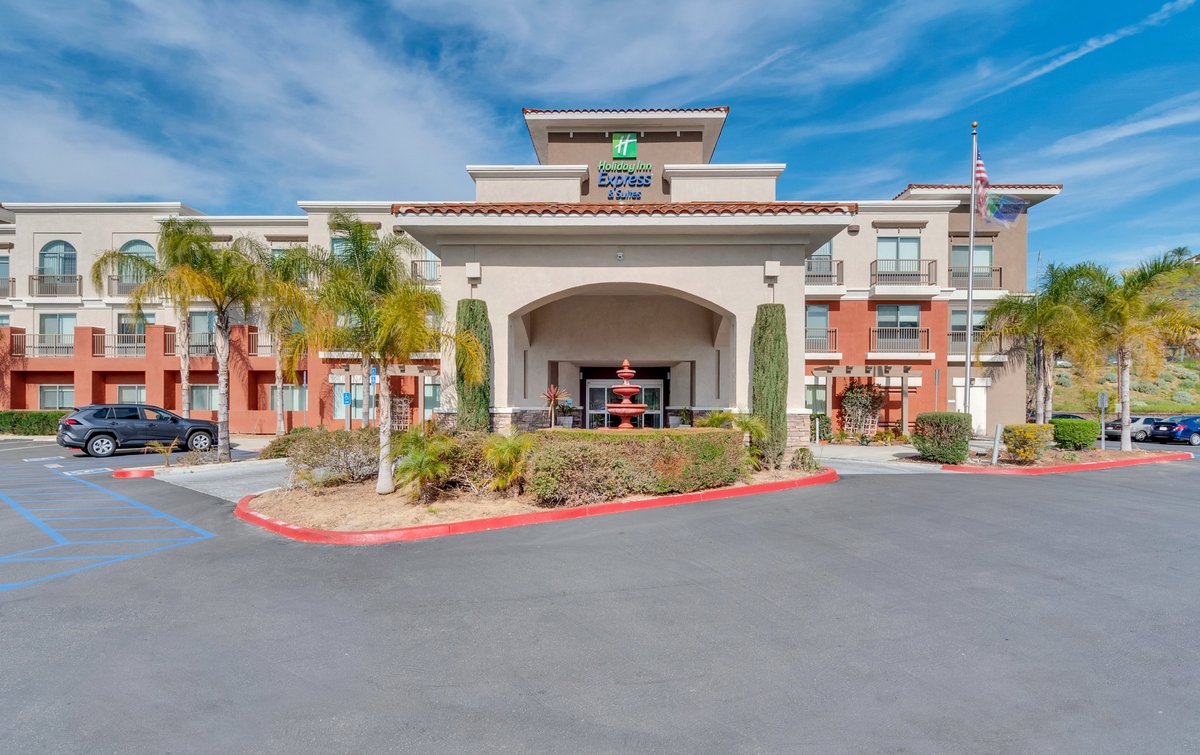 THE 10 BEST Menifee Hotel Deals (Jun 2022) - Tripadvisor