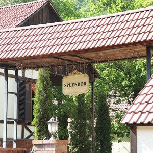 Splendor Resort & Restaurant
