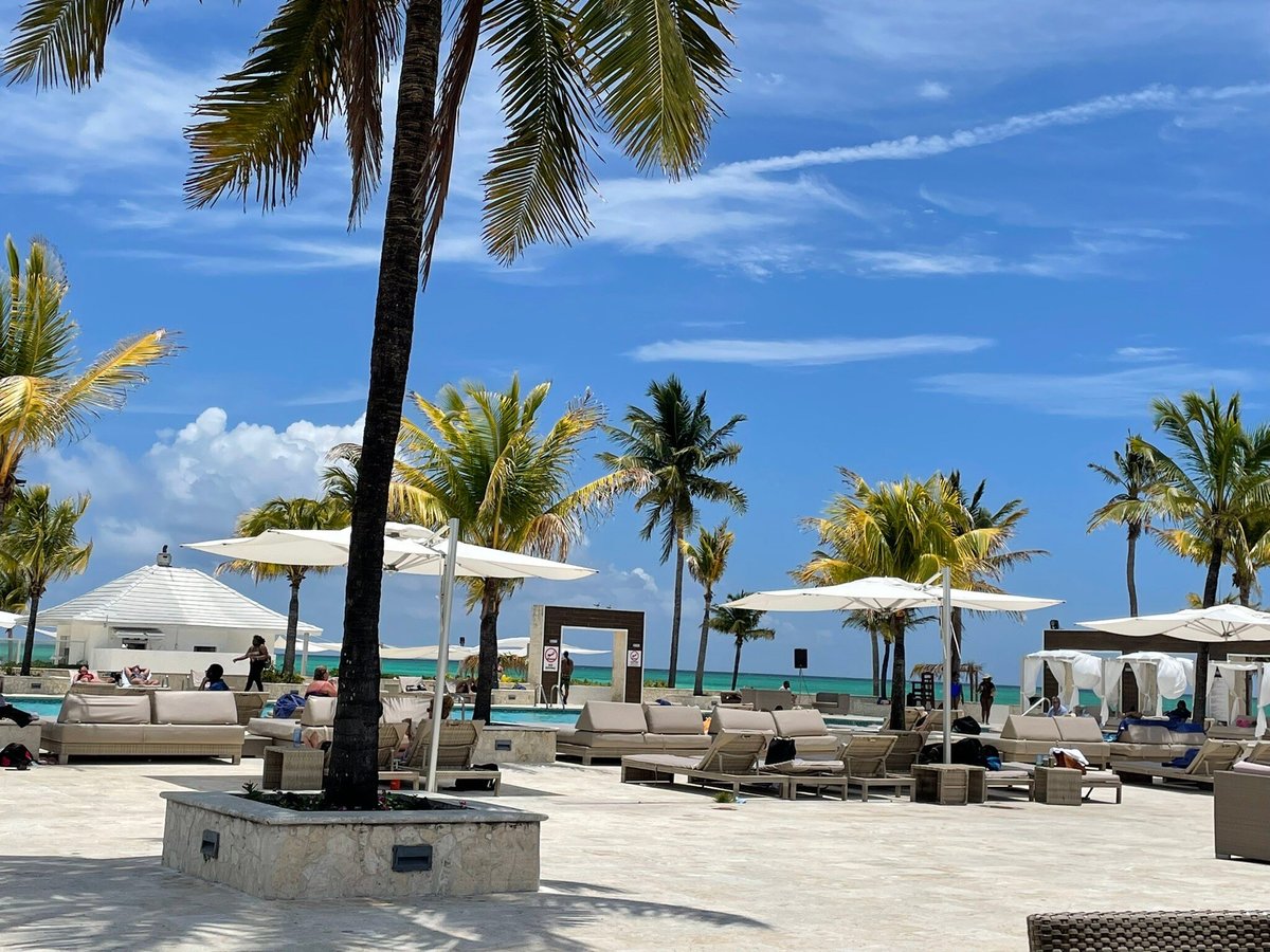 LIGHTHOUSE POINTE AT GRAND LUCAYAN RESORT - Updated 2024 Prices ...