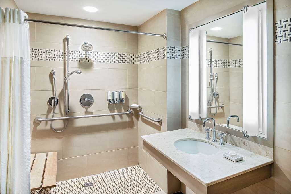 Hotel photo 79 of Royal Sonesta Boston.