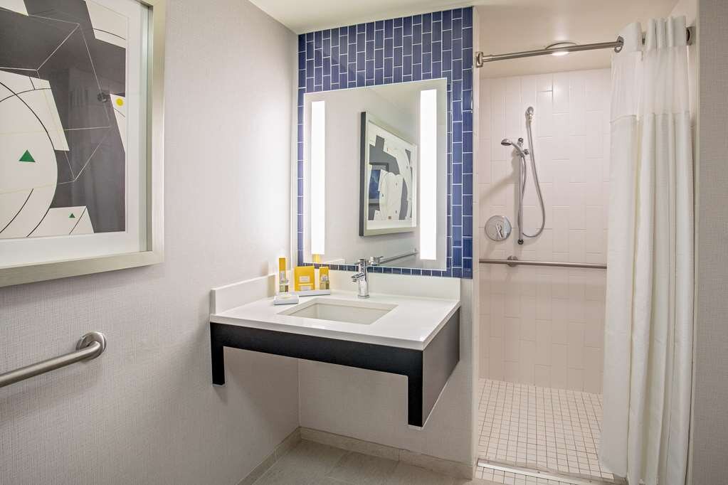 Hotel photo 89 of Royal Sonesta Boston.