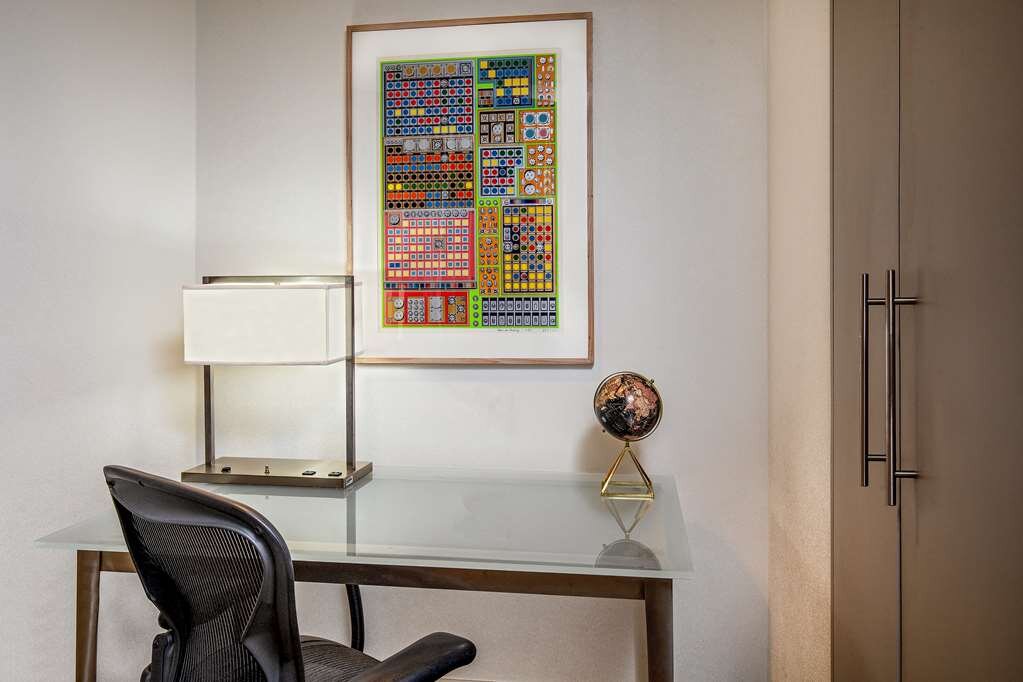 Hotel photo 70 of Royal Sonesta Boston.