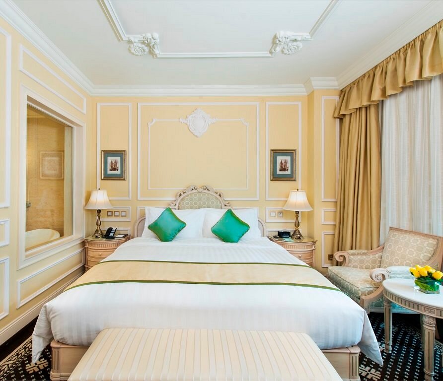 勵庭海景酒店，位於澳門的飯店