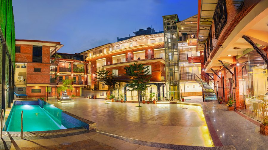 Full  view of hotel Goodwill
