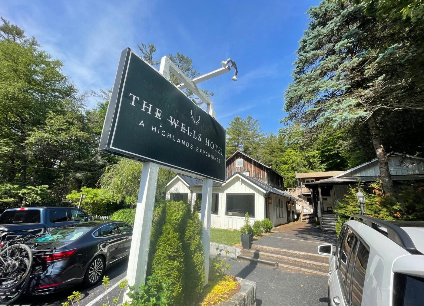 the-park-on-main-24-suite-hotel-so-book-far-in-advance-dog-friendly