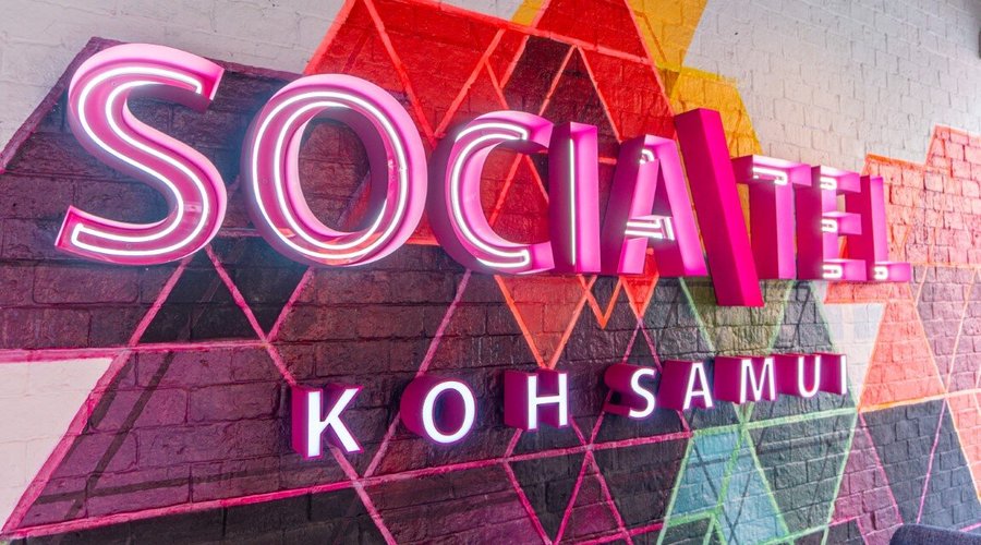 #livesocialbesocial