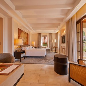  Presidential Suite Bedroom