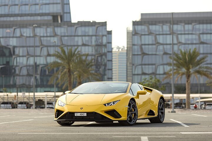 2023 Lamborghini 1 Hour Experience , One Day Rental Self Drive or with  chauffeur