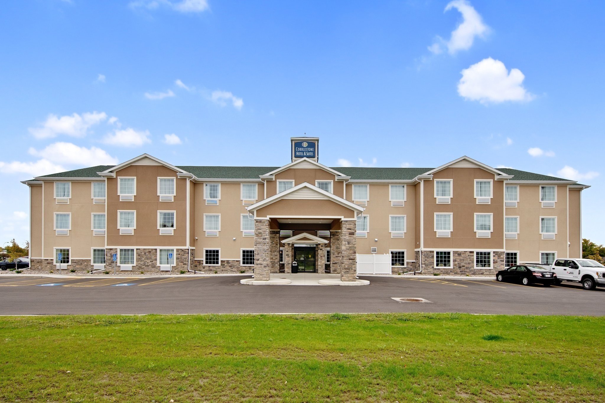 COBBLESTONE HOTEL SUITES LAMAR Updated 2023 Prices Reviews CO   Exterior 