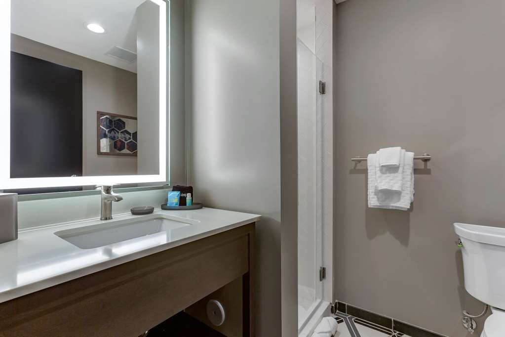 VIB HOTEL BY BEST WESTERN PHOENIX-TEMPE - Updated 2023 Prices & Reviews ...