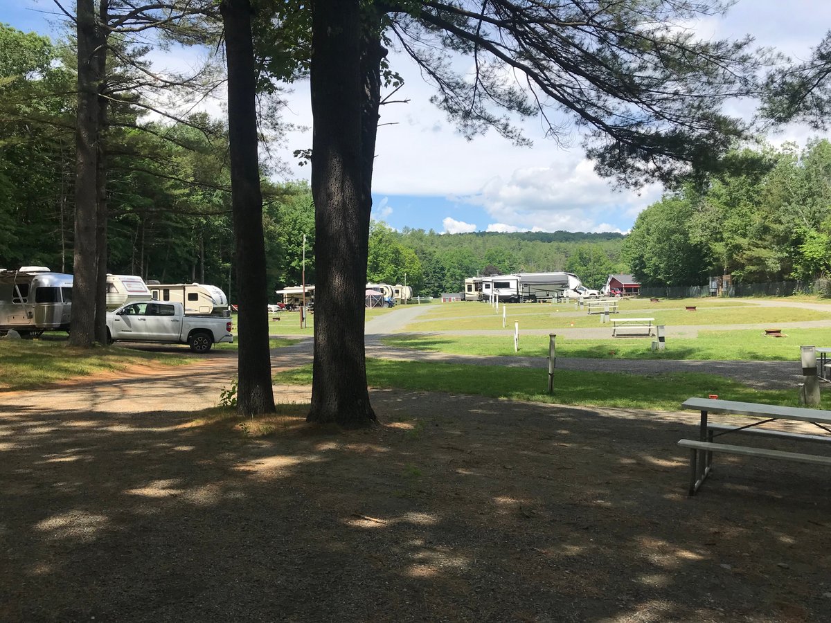 KAMPFIRES CAMPGROUND - Updated 2022 Reviews (Dummerston, VT)