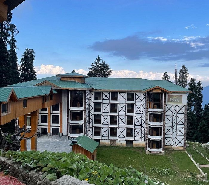 hotel-royal-castle-gulmarg-kashmir-hotel-reviews-photos