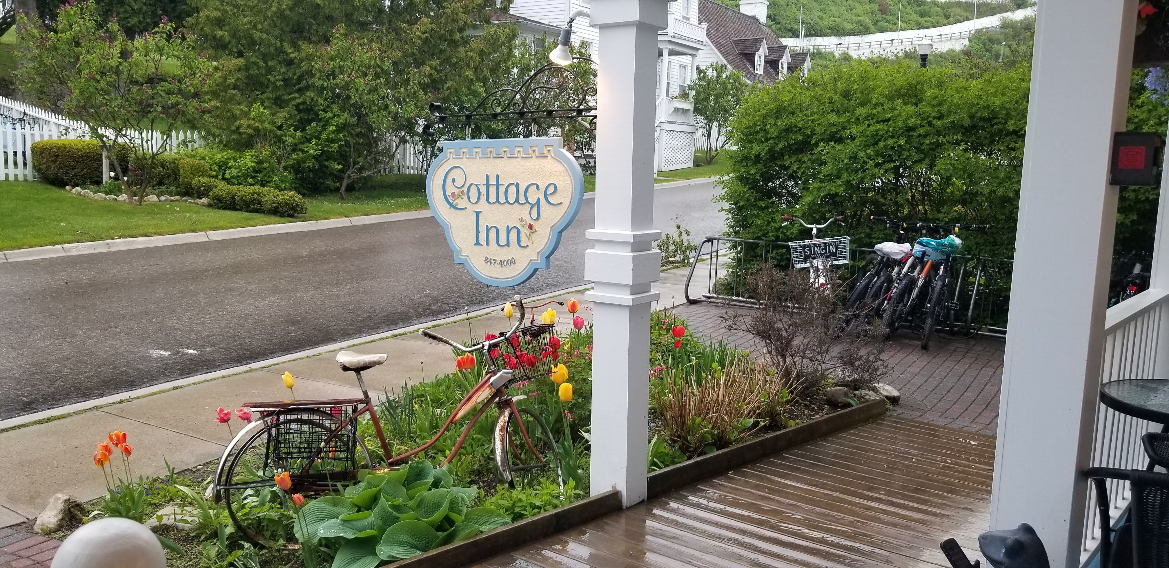 COTTAGE INN OF MACKINAC ISLAND - Updated 2022 Prices & B&B Reviews (MI)