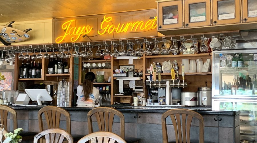 Jay's Gourmet Pizza & Seafood