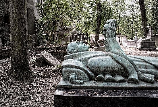 Fernand Arbelot grave at Père Lachaise Cemetery in Paris