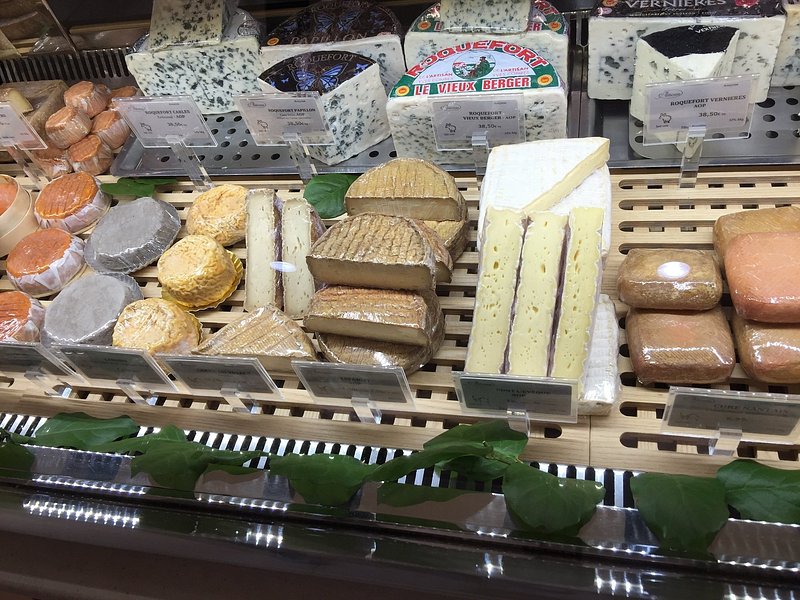 Cheese sold in Alléosse in Paris