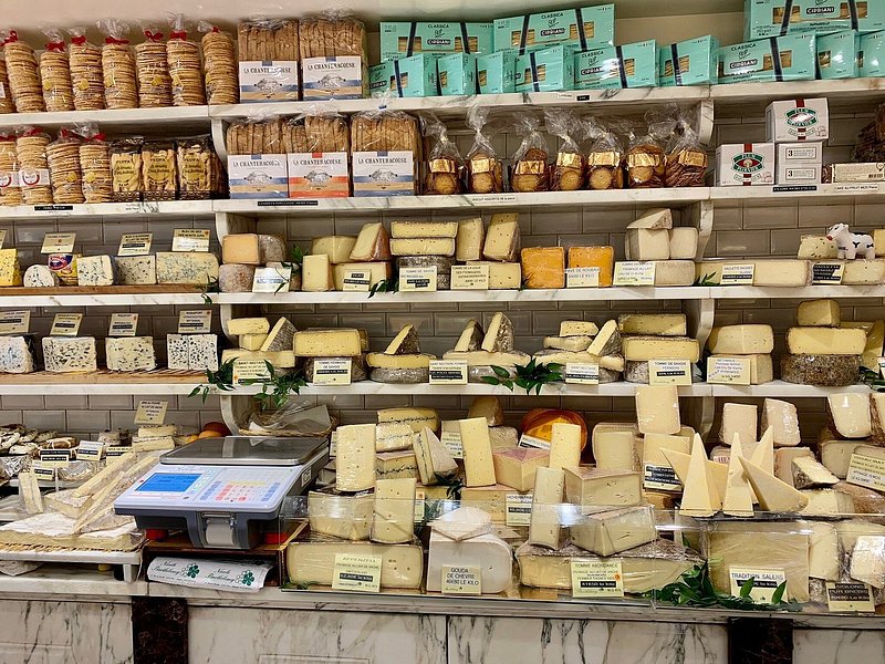 Cheese sold in Barthélemy in Paris