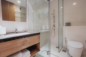 Room & Suite