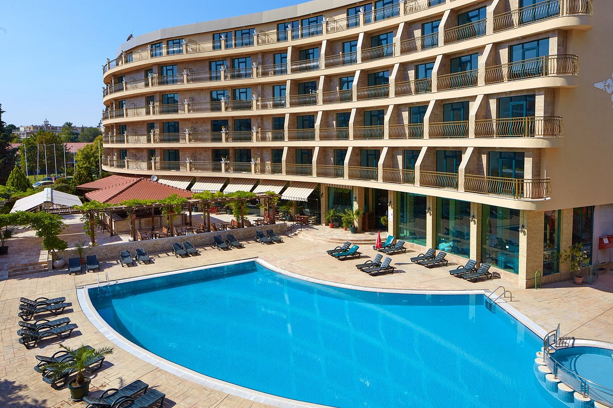 Hotel Mena Palace, hotel in Sunny Beach