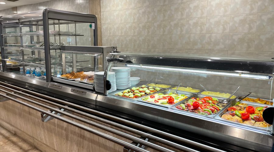 Ağaçlı Restoran